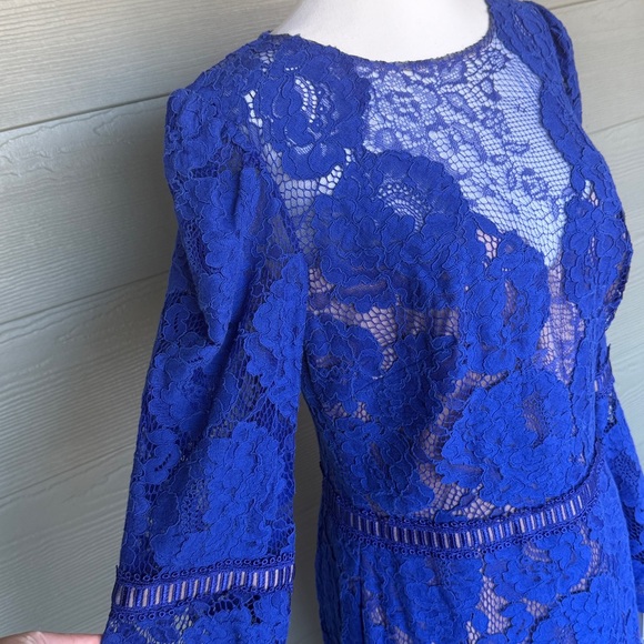 Tadashi Shoji Royal Blue Lace Bell Sleeve Dress - Picture 4 of 12